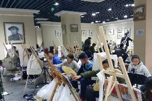 泰安學(xué)畫，為何首選焦點(diǎn)美術(shù)？專業(yè)老牌美術(shù)培訓(xùn)的卓越之道